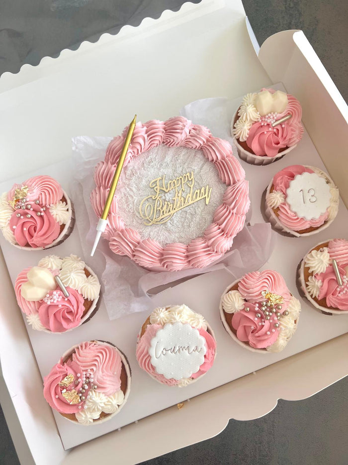 Gâteau d'anniversaire personnalisé réalisé par Chyraze Pâtisserie — modèle 2
