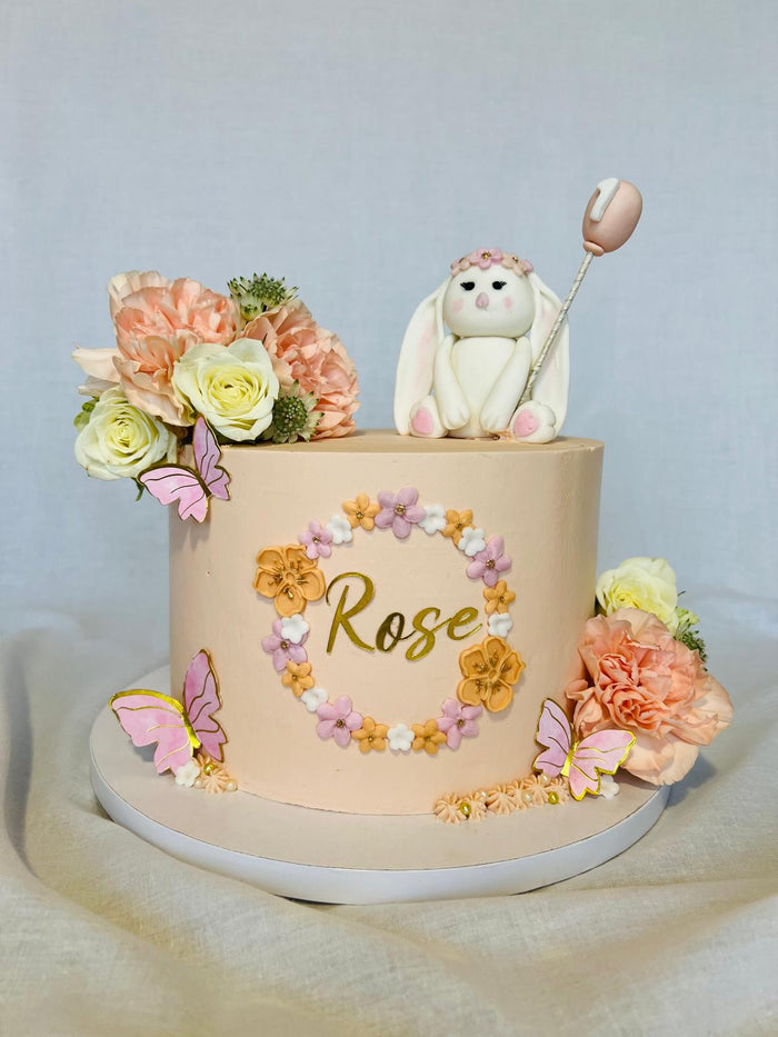 Gâteau d'anniversaire personnalisé réalisé par Chyraze Pâtisserie — modèle 26