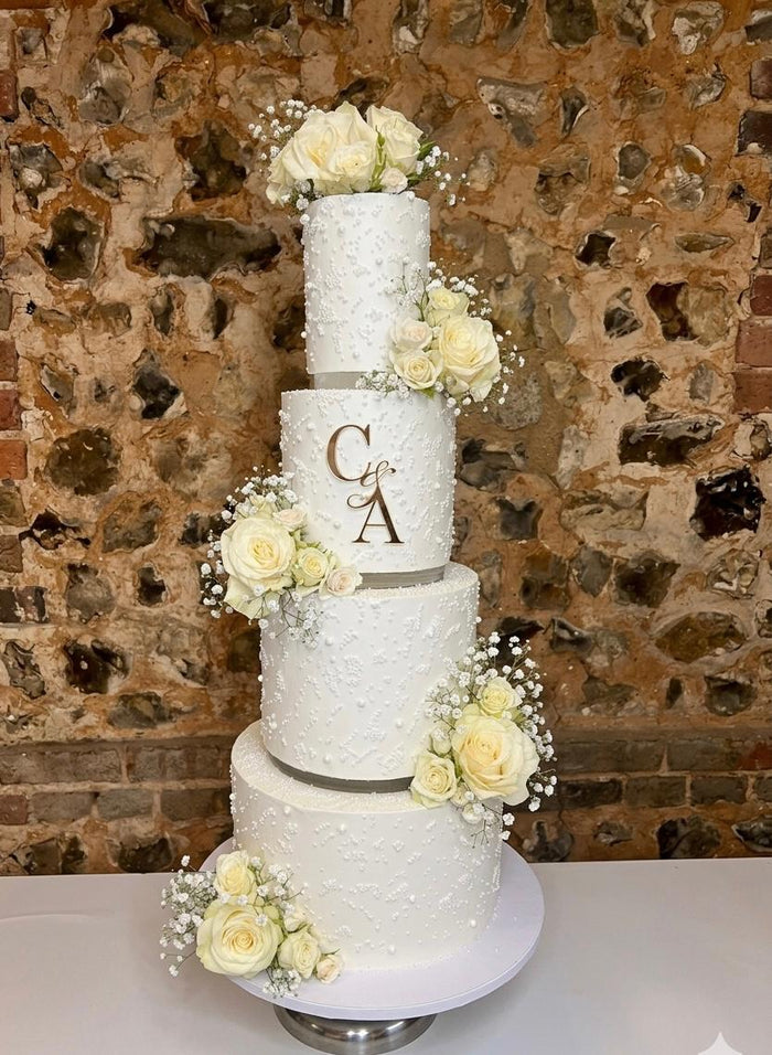 Wedding cake et pièce montée de mariage réalisés par Chyraze Pâtisserie — modèle 5