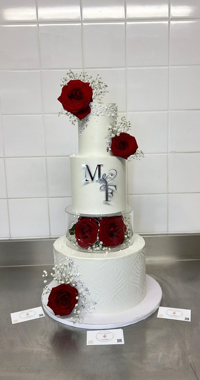 Wedding cake et pièce montée de mariage réalisés par Chyraze Pâtisserie — modèle 10