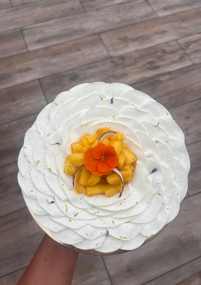 Pâtisserie française artisanale réalisée par Chyraze Pâtisserie — modèle 2